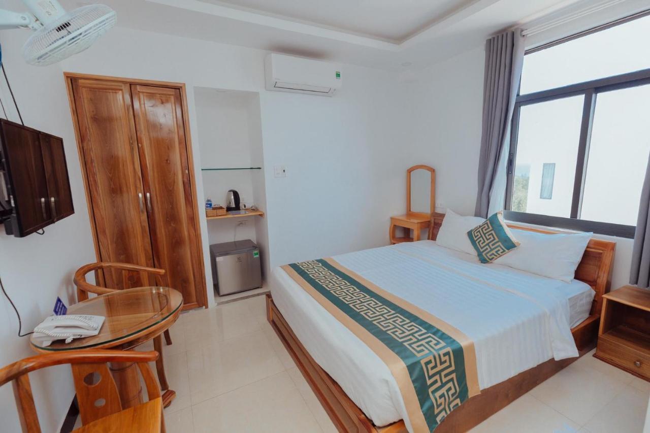 Luxury Hotel Phu Yen Туй Хоа Екстериор снимка