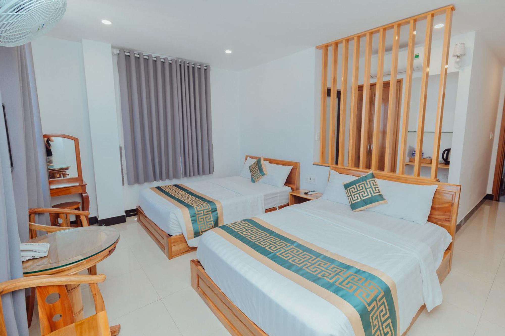 Luxury Hotel Phu Yen Туй Хоа Екстериор снимка